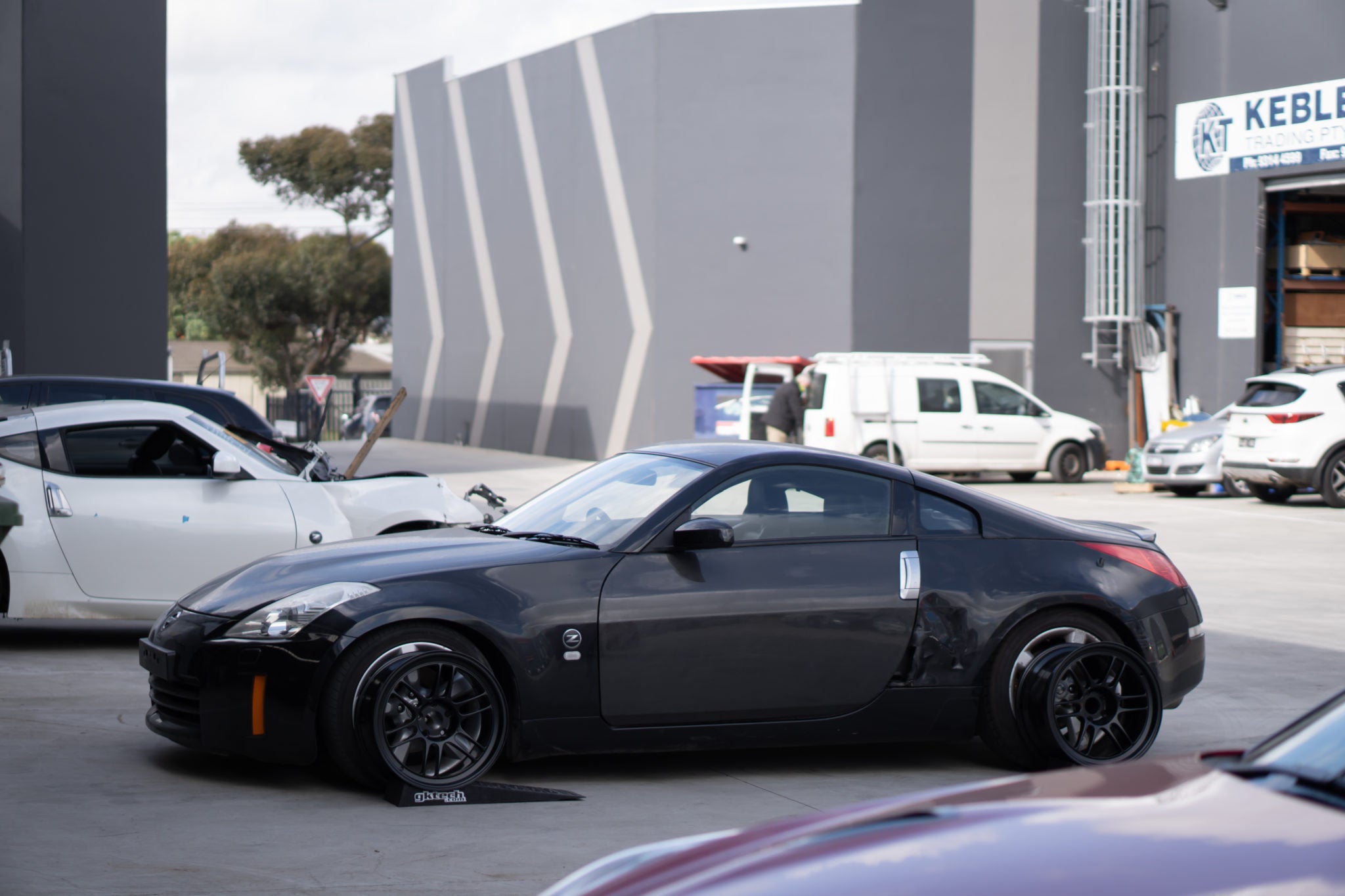 FIRST MODS TO THE 350Z - FINALLY!