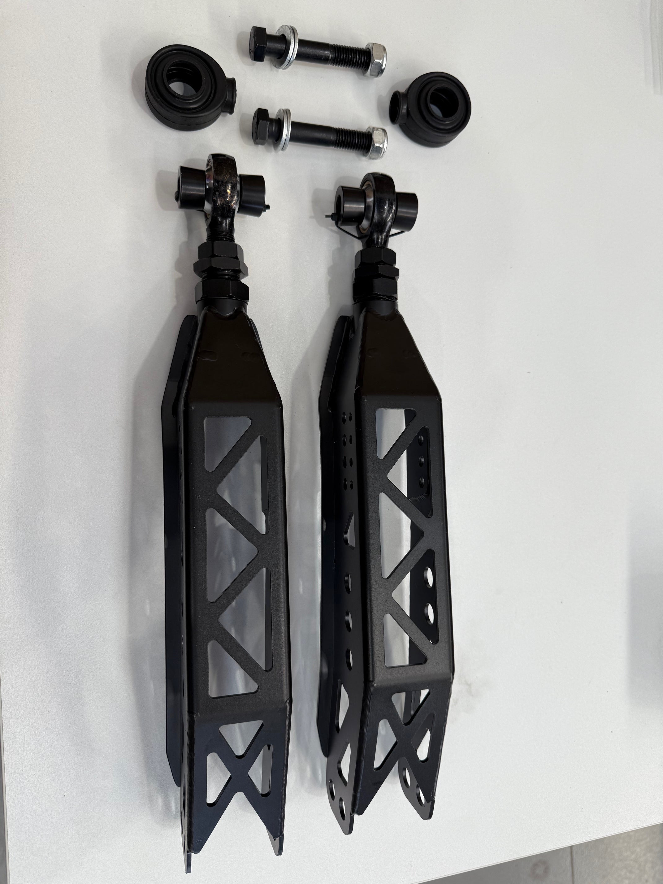 IS200/IS300 Adjustable Rear Lower Control Arms (RLCA) - DISCOUNT