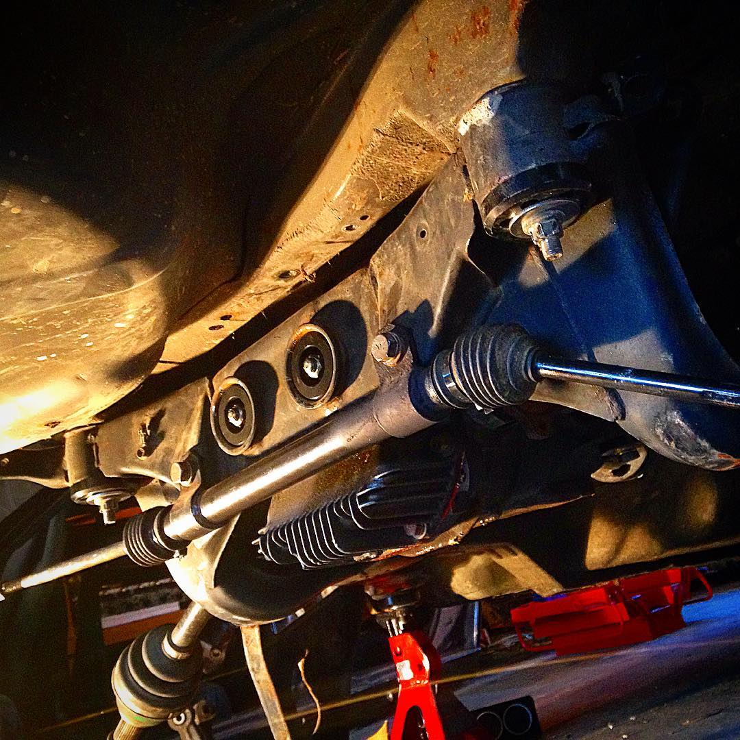 Diff Spring Bushes S/R Chassis Solid diff bushes