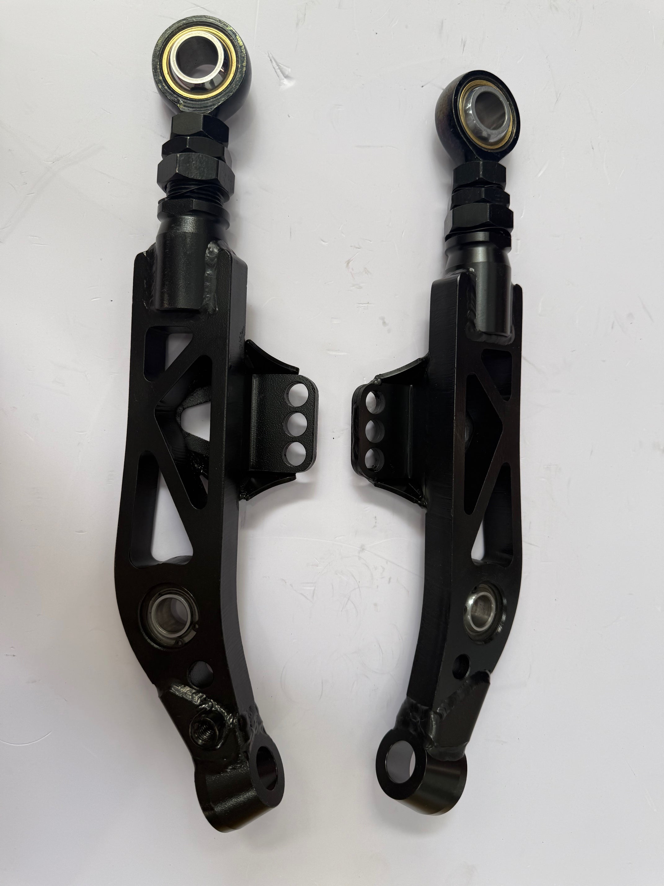 Z33 350z/V35 Grip Front Lower Control Arms - DISCOUNT